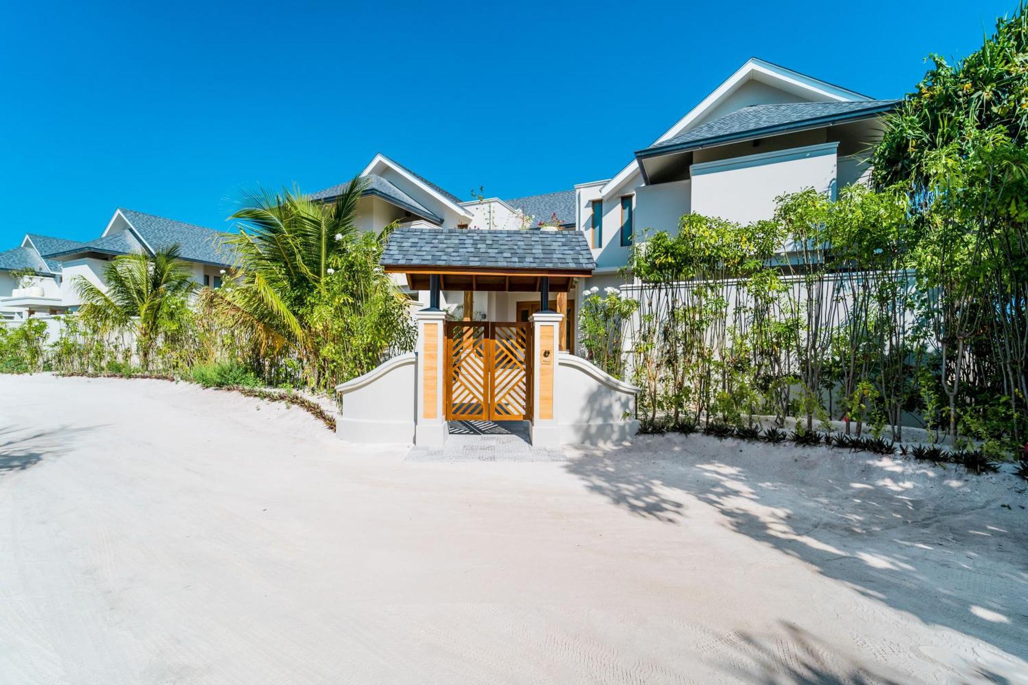 Hideaway Beach Resort & Spa Dhidhdhoo  Esterno foto